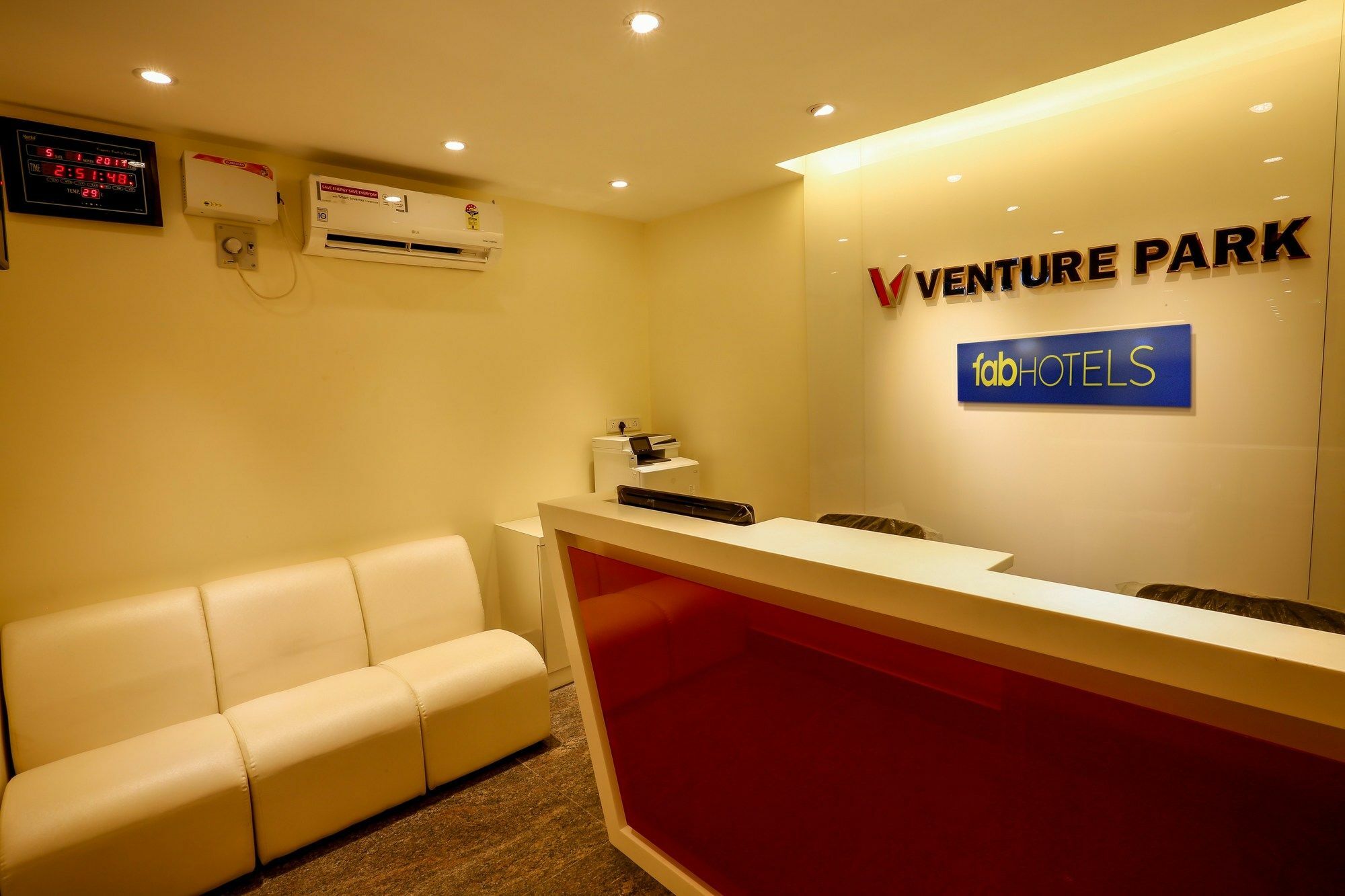 Hotel Venture Park, Omr, Thoraipakkam, Chennai Esterno foto