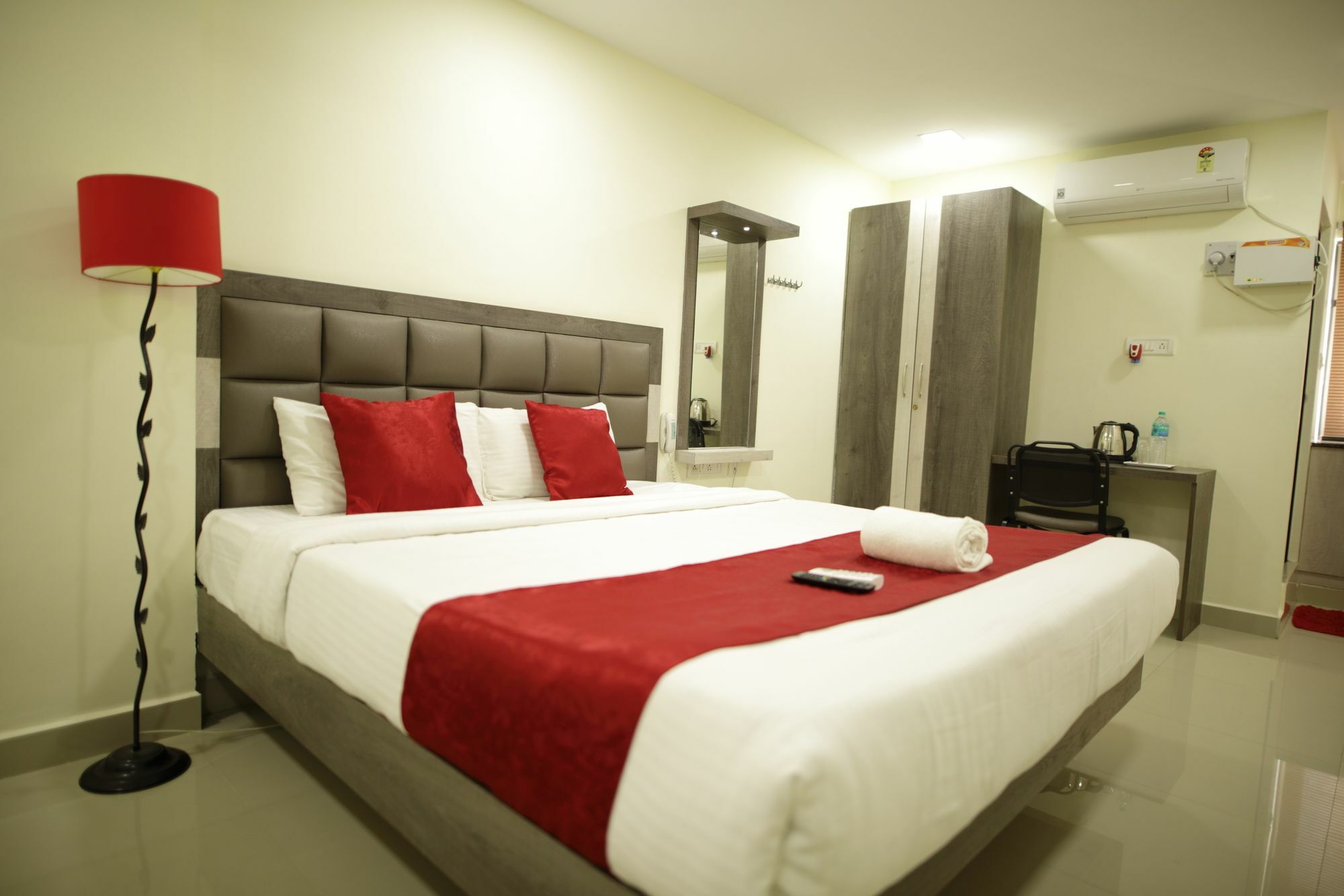 Hotel Venture Park, Omr, Thoraipakkam, Chennai Esterno foto