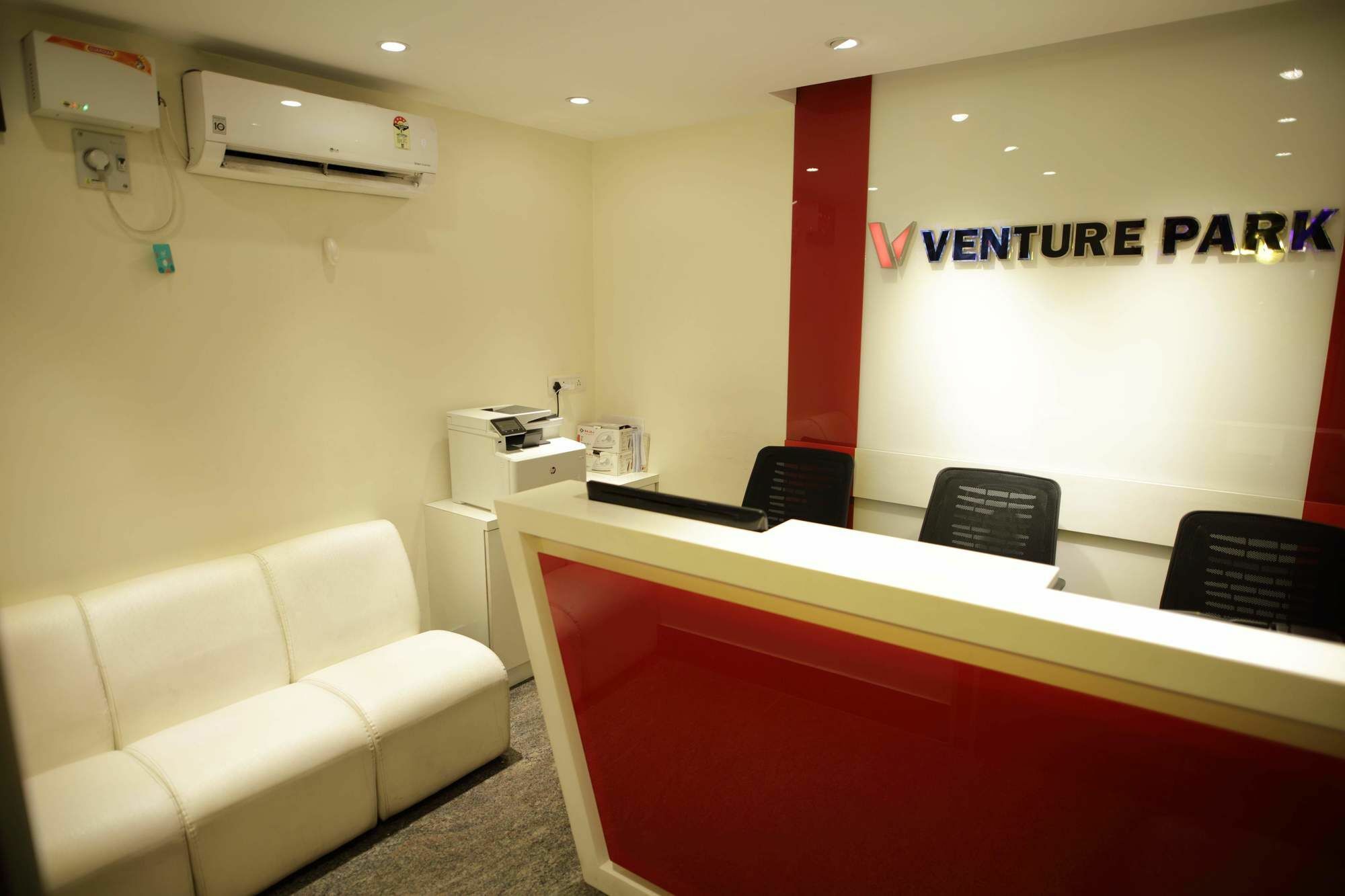 Hotel Venture Park, Omr, Thoraipakkam, Chennai Esterno foto